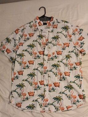 J. Crew White Short-Sleeve Button-Up with Coral Flamingo & Green Palm Print